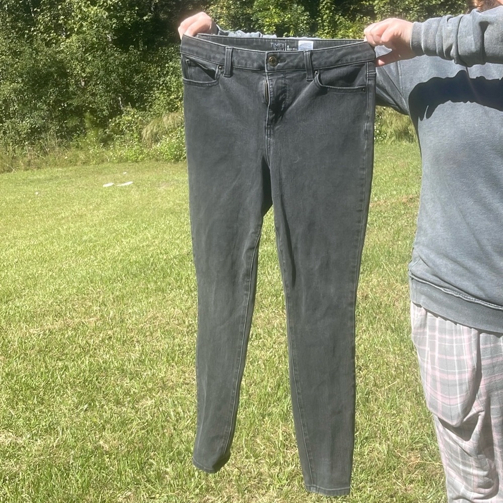 Women’s Black Skinny Jeans